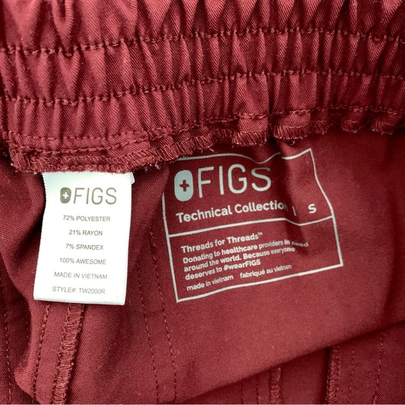 🎀SOLD🎀 Figs Technical Collection, Small size, Maroon Color, Scrubs - Picture 7 of 7
